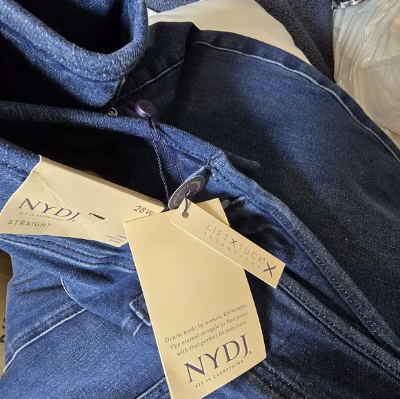 NYDJ Marilyn Straight 28W Hollywood Rendezvous Lift Tuck NWT - Picture 4 of 8